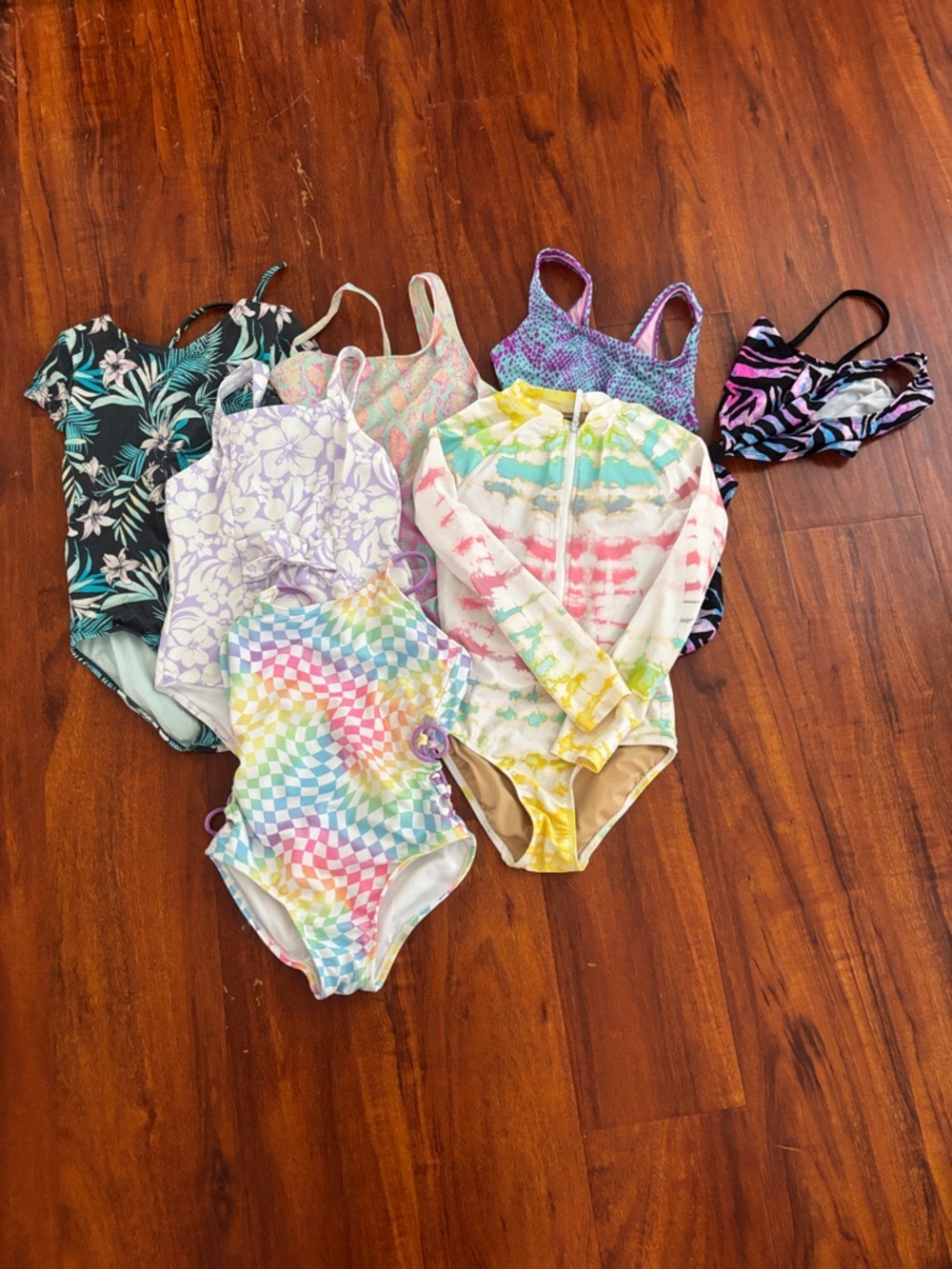 Bundle of girls swimsuits. Cat and Jack, more than magic, old navy, art class.